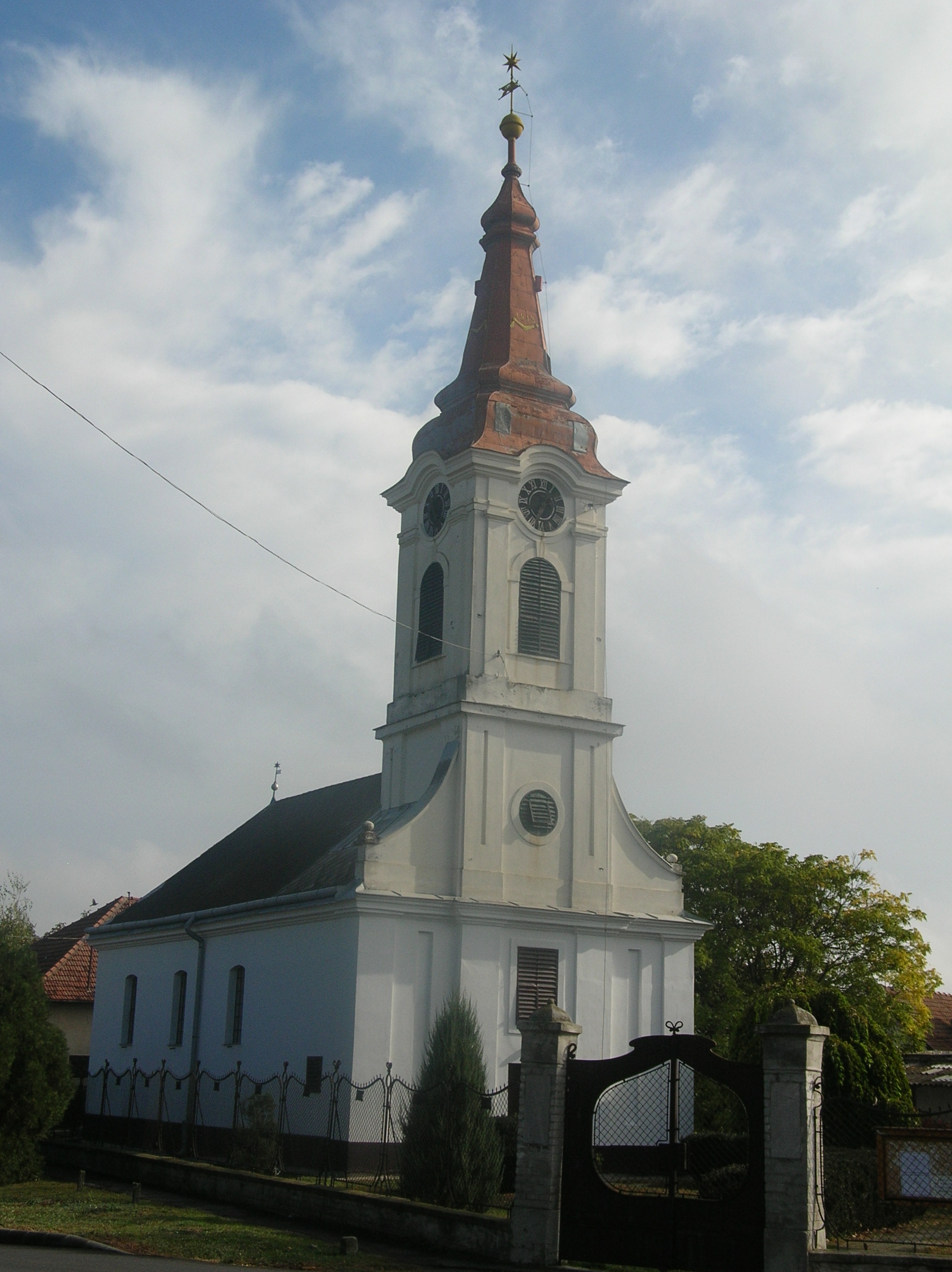 Sarkadkeresztúr templom