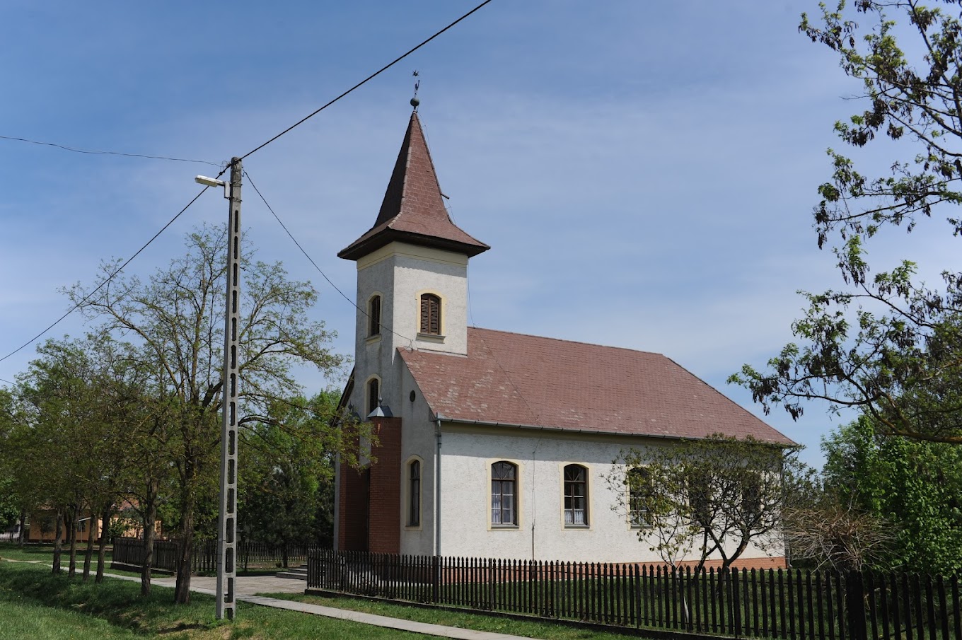 újszalonta templom