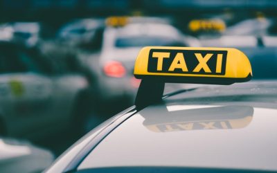 TAXIS SZOLGÁLTATÁS FEJLESZTÉSE DOBOZON